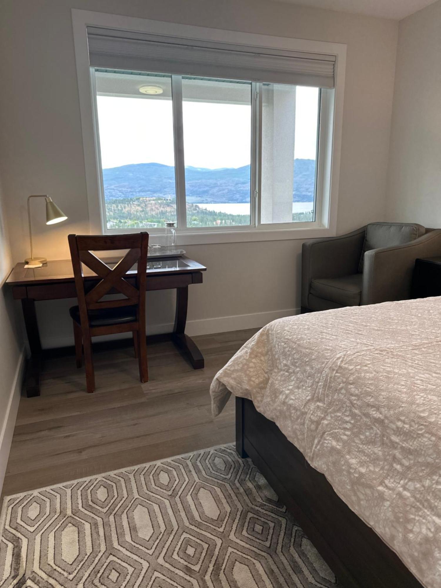 Shannon Heights B&B West Kelowna Ngoại thất bức ảnh